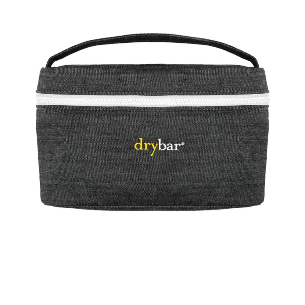 The Mixologist Interchangeable Styling Wand
DRYBAR